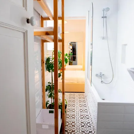 Luciano - Rooftop Jacuzzi, Bbq, Billiards & Steps From Sea * Sliema