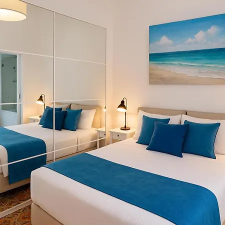 Luciano - Rooftop Jacuzzi, Bbq, Billiards & Steps From Sea Casa de Férias *